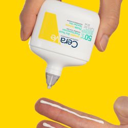 CeraVe Fluido Protector Invisible Oil Control SPF50+ 50ml