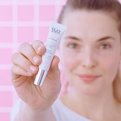 Svr Palpebral By Topialyse Creme 15ml. Contorno de ojos con piel sensible, irritados, secos con tendencia atopica
