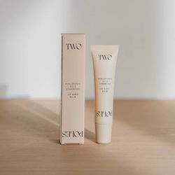 Two Poles Lip Hero Baume Acide Hyaluronique et Céramides 15 ml