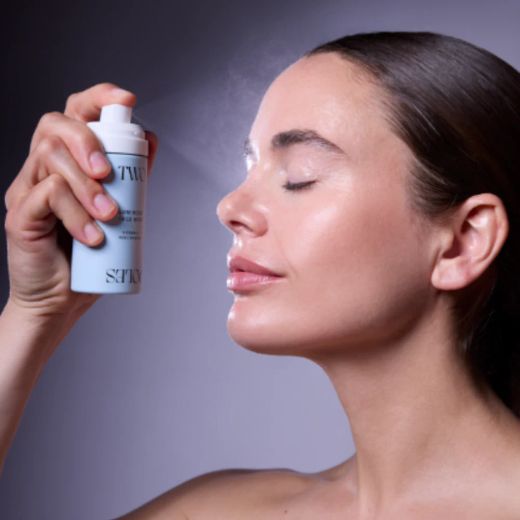 Two Poles Luminous Face Mist 80ml