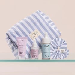 Two Poles Summer Set Neceser + minis Cleansing cream (15ml) + Ultra-Lift Serum (7ml) + Luminous Milk Essence (20ml)